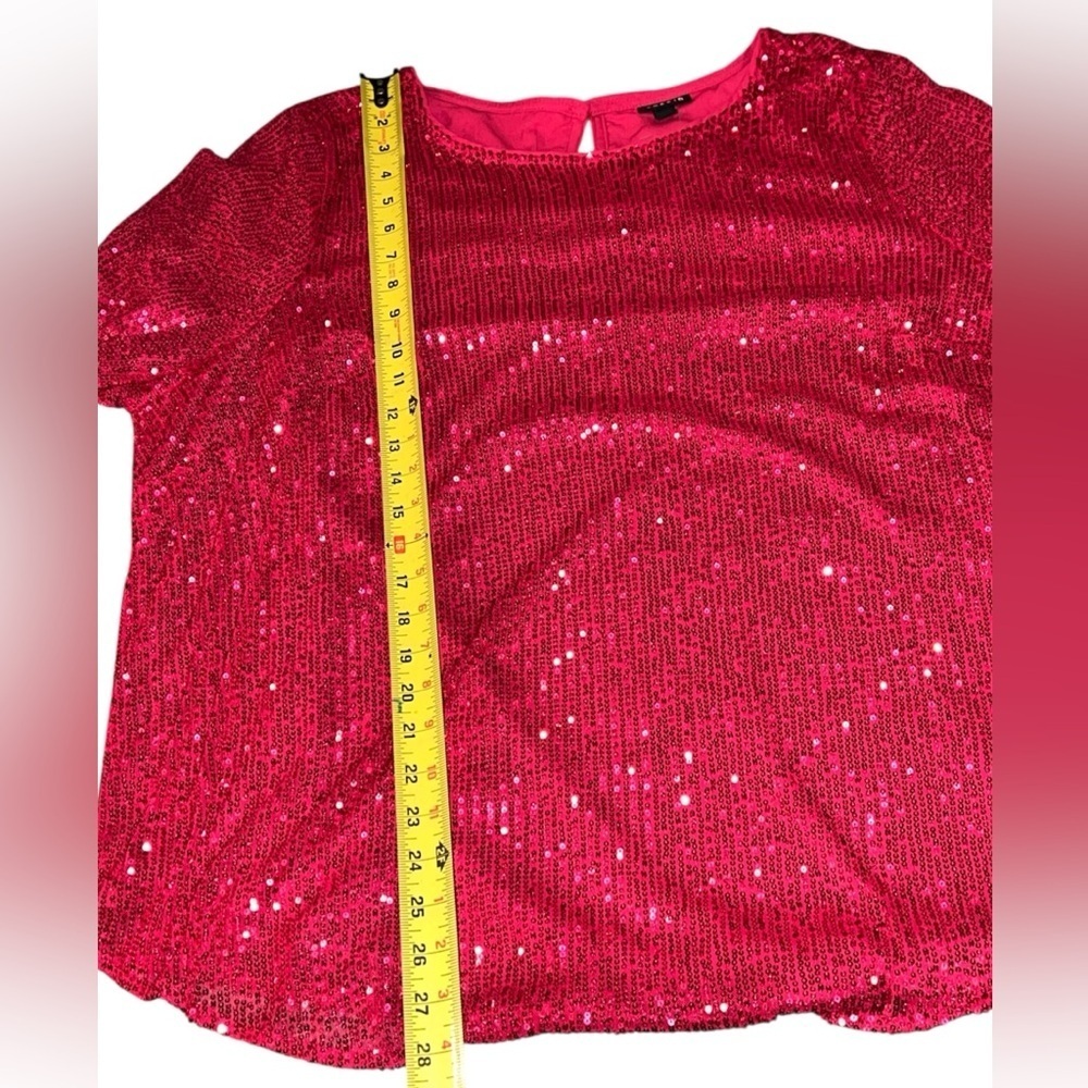 NWT Torrid Magenta Pink Sequin Abbey Short Sleeve Top Size 2 - Picture 6 of 10